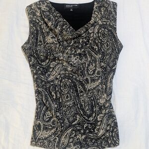 Jones New York Black and White Paisley Top